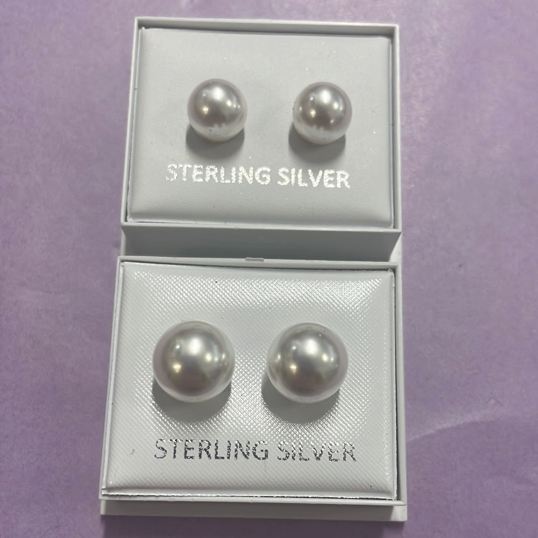 Pearl earrings